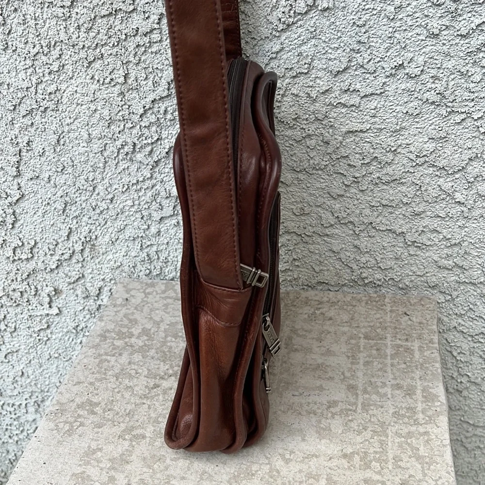 Vintage Tumi Messenger Bag Saddle Travel Sling Crossbody Purse Brown Leather